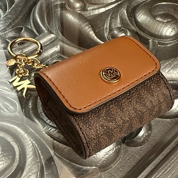 Michael Kors Brown and Tan Leather Logo Keychain Coin Pouch - Picture 2 of 11